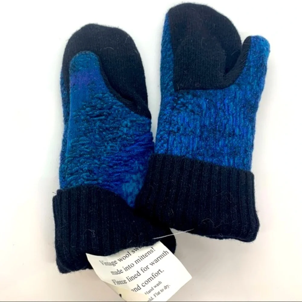 Recyclable Vintage NEW Wool Mittens Blue Large Winter Weather Ski Snow Cabin